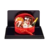Bild von Ovale Geschenkbox gefüllt mit Schokolade, Champagner, Pralinen und weiteren Köstlichkeiten