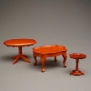 Bild von Kleiner runder Tisch aus Holz
