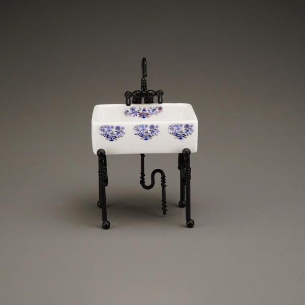 Picture of Small Kitchen Sink - Blue Onion Gold Design 