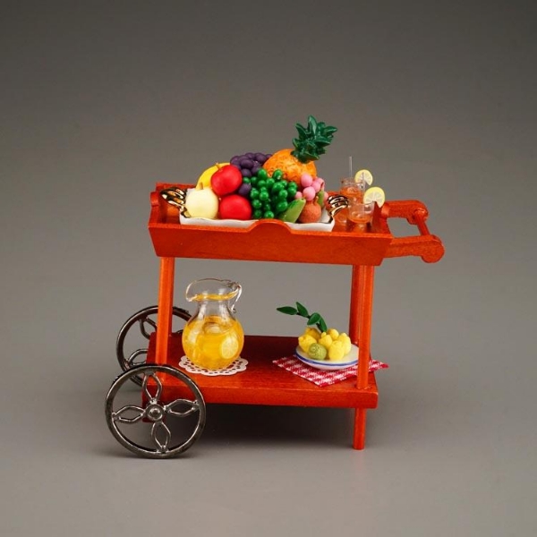 Bild von Servierwagen mit Früchten, Obst und Limonade