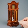 Bild von Herrschaftliche Standuhr mit funktionierendem Uhrwerk