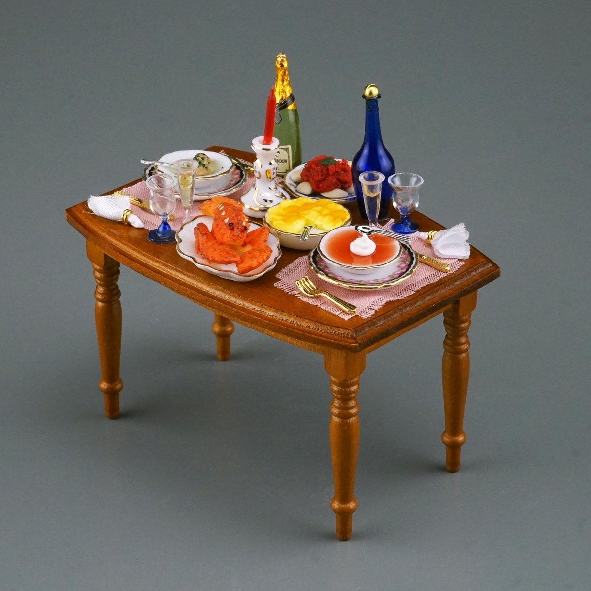 Onlineshop der Reutter Miniaturen GmbH.Romantic Dinner for Two