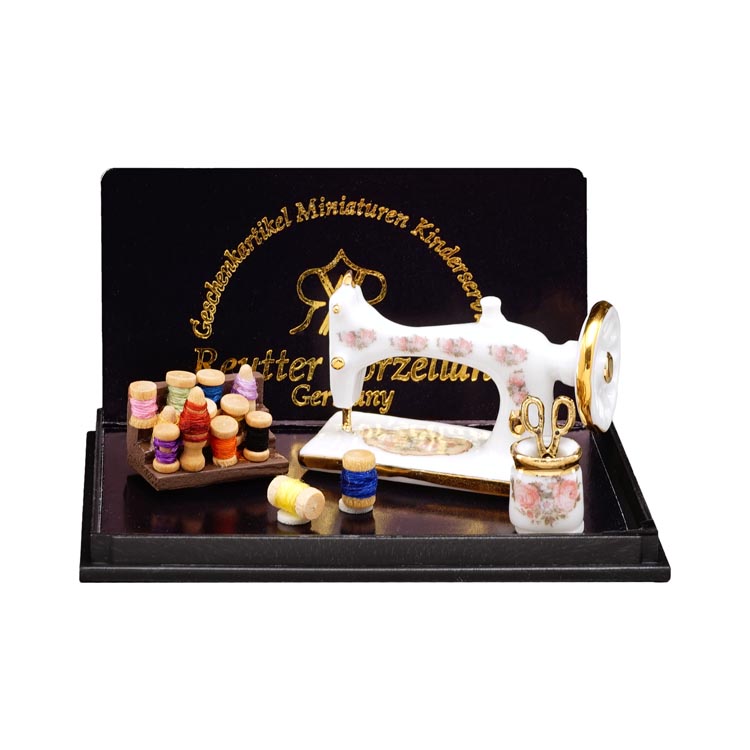 Onlineshop der Reutter Miniaturen GmbH.Porcelain Sewing Machine
