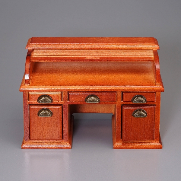 Bild von Schreibtisch aus Holz mit Schubladen 