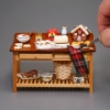 Bild von Weihnachtsbacktisch mit Lebkuchen