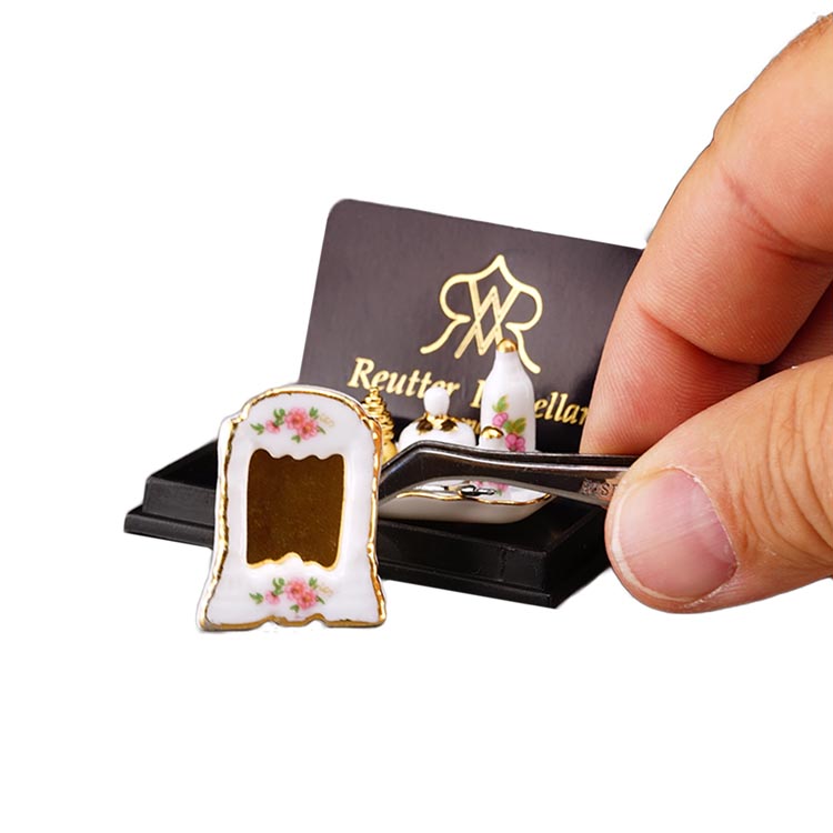 Onlineshop der Reutter Miniaturen GmbH.Makeup Set with Mirror and ...