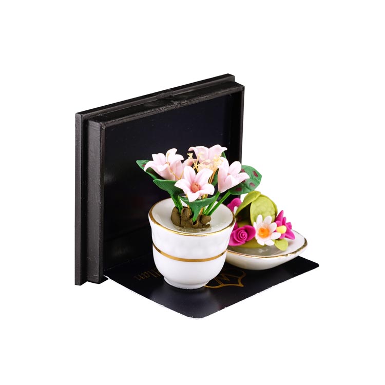 Onlineshop der Reutter Miniaturen GmbH.Rose Flower Decoration with two Pots