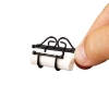Bild von Küchenrollenhalter aus Metall mit Küchenrolle