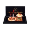 Bild von Pizzabrett mit Pasta, Wein und Pizzabrot